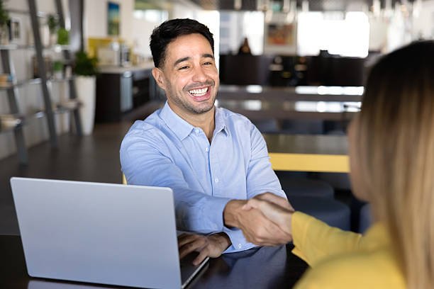 Pour réussir son accompagnement digital Lyon, il est essentiel de combiner stratégie personnalisée, contenu optimisé, suivi des performances